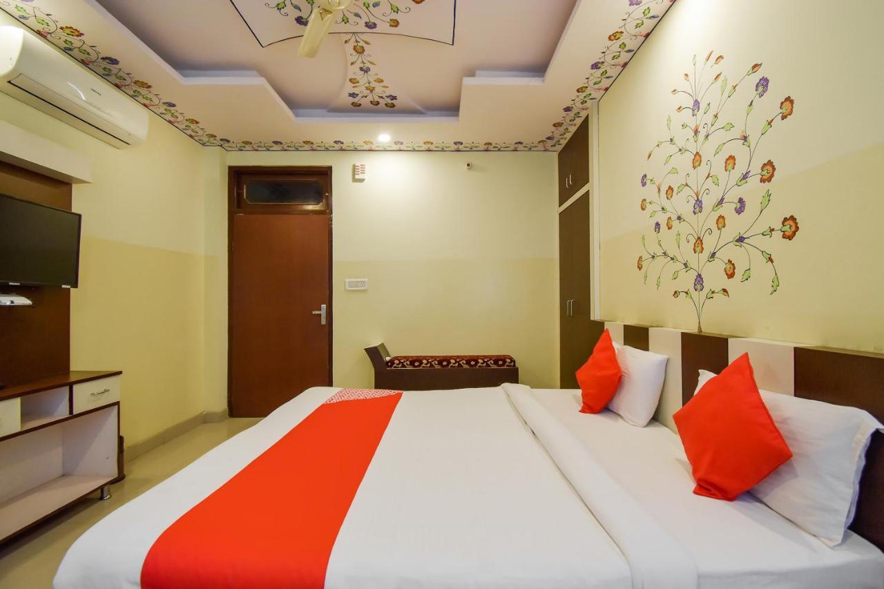 Oyo 11389 Hotel Ng Palace Divisione di Divisione di Jaipur Esterno foto